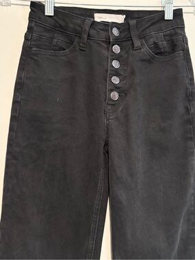 TNR Jeans w/Raw Hem & Front Buttons